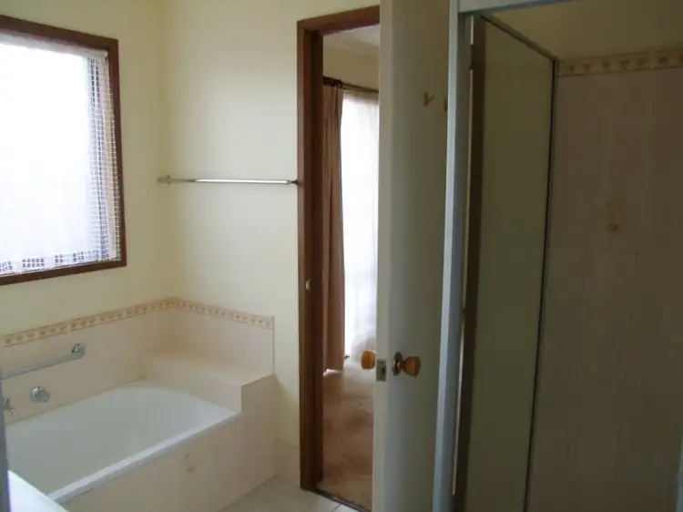 Fifth view of Homely unit listing, UNIT 1/10 BELLINGHAM, Leongatha VIC 3953