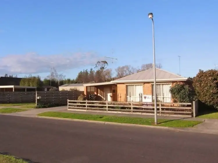 8 Melanie Drive, Warragul VIC 3820