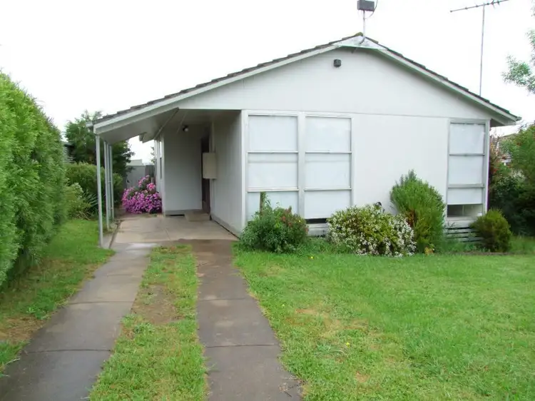 33 Byrne Street, Leongatha VIC 3953