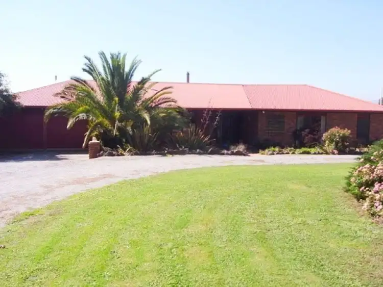 9 Streitbergs Road, Darnum VIC 3822