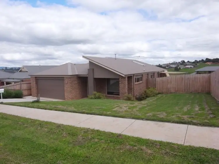 18 Bladen Street, Warragul VIC 3820