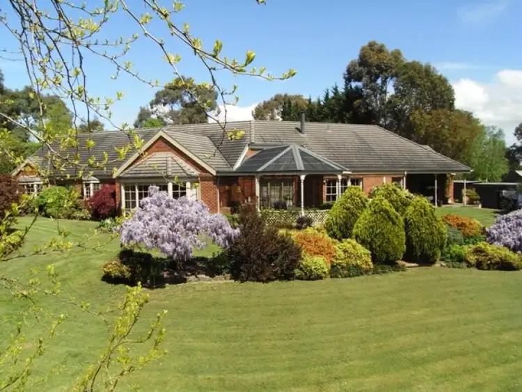 94 Rulemount Road, Warragul VIC 3820