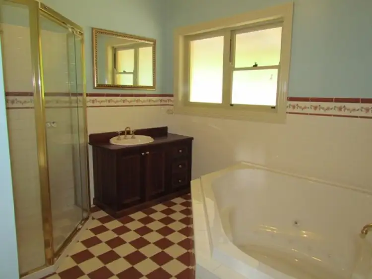 Sixth view of Homely house listing, 7 Treforest Court, Warragul VIC 3820