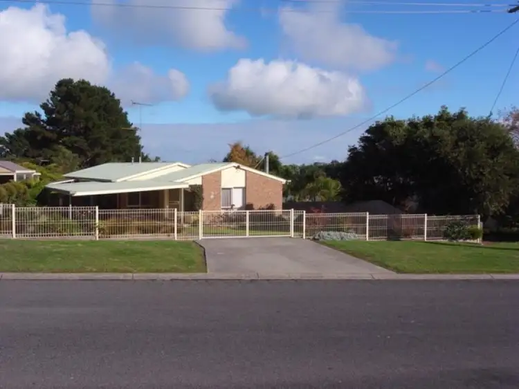 7 Tooronga Road, Willow Grove VIC 3825