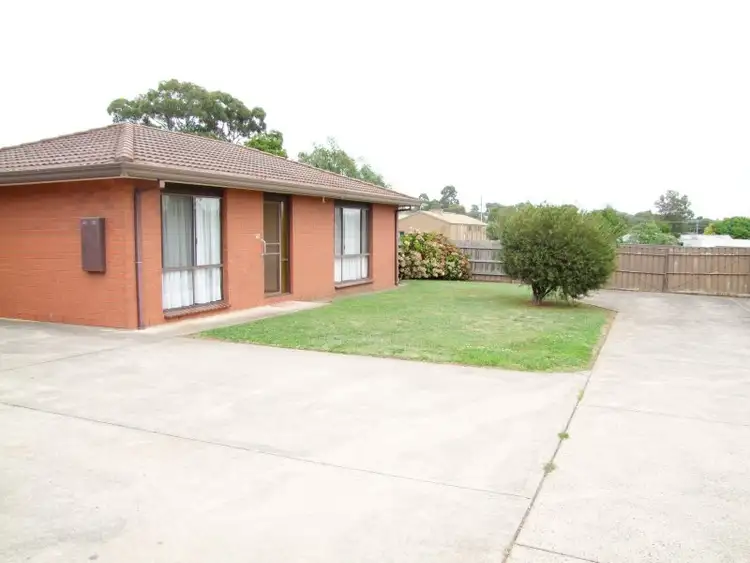 10 Bellingham Street, Leongatha VIC 3953