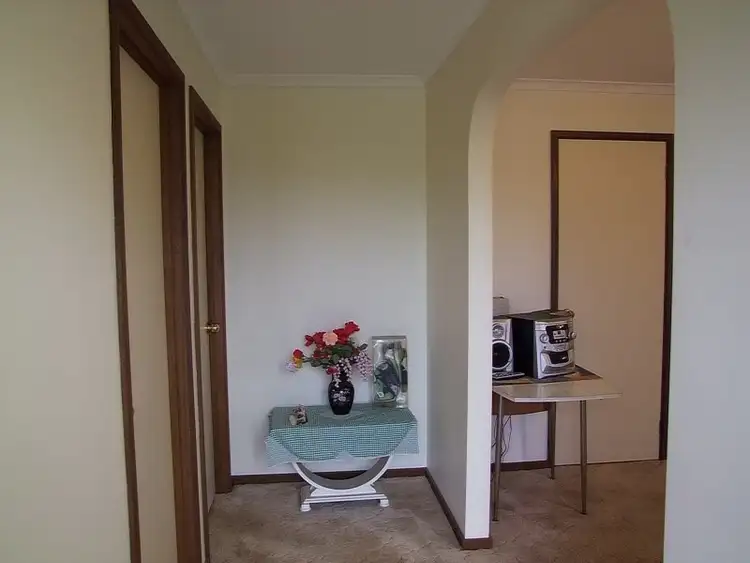Fifth view of Homely unit listing, 10 Bellingham Street, Leongatha VIC 3953