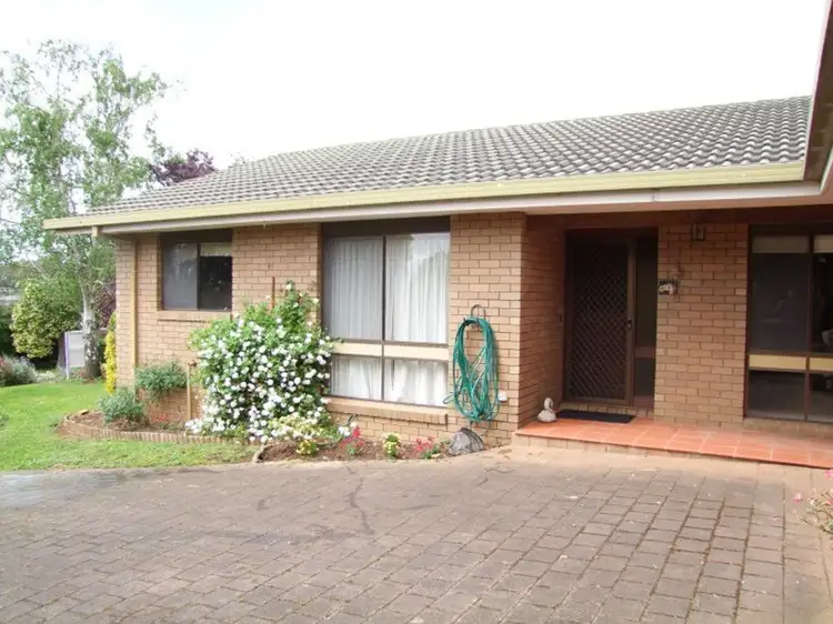 Third view of Homely house listing, 10 Callaway Crescent, Leongatha VIC 3953