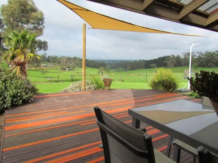 Second view of Homely house listing, 31 Tooronga Court, Willow Grove VIC 3825