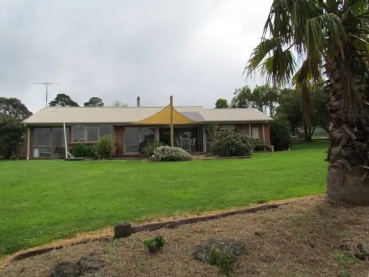 Fifth view of Homely house listing, 31 Tooronga Court, Willow Grove VIC 3825
