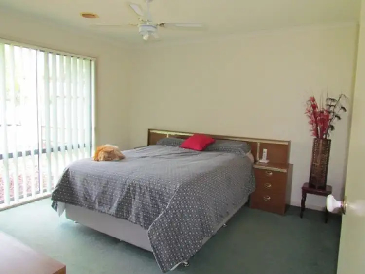 Sixth view of Homely house listing, 5 Ellen Close, Warragul VIC 3820