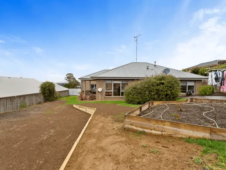Second view of Homely house listing, 19 Cromie Drive, Warragul VIC 3820