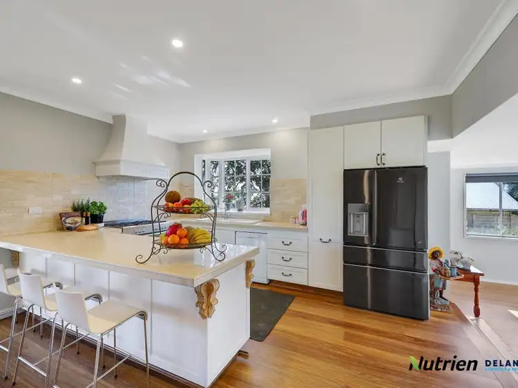 10 Lampard Road, Drouin VIC 3818