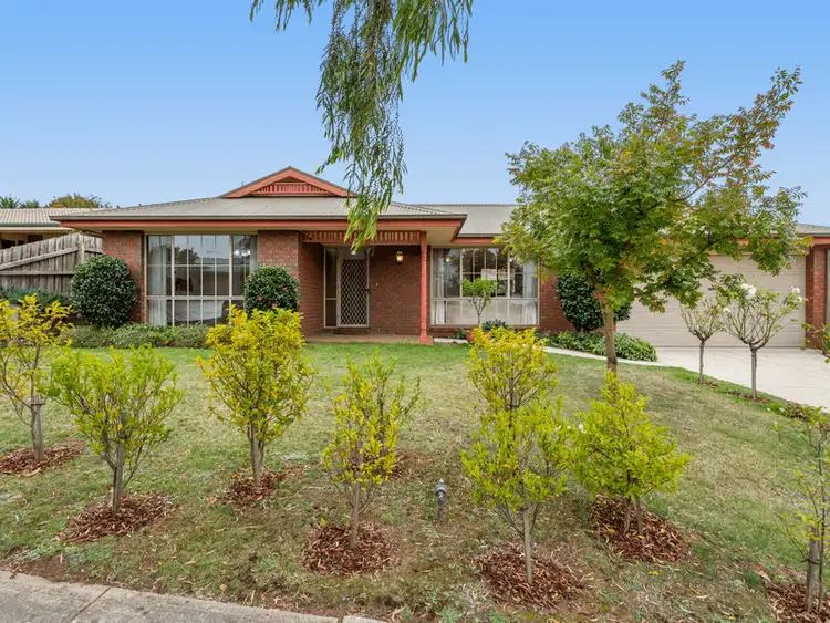 11 Myrtle Crescent, Warragul VIC 3820