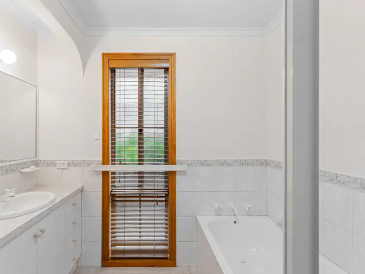 Seventh view of Homely house listing, 11 Myrtle Crescent, Warragul VIC 3820