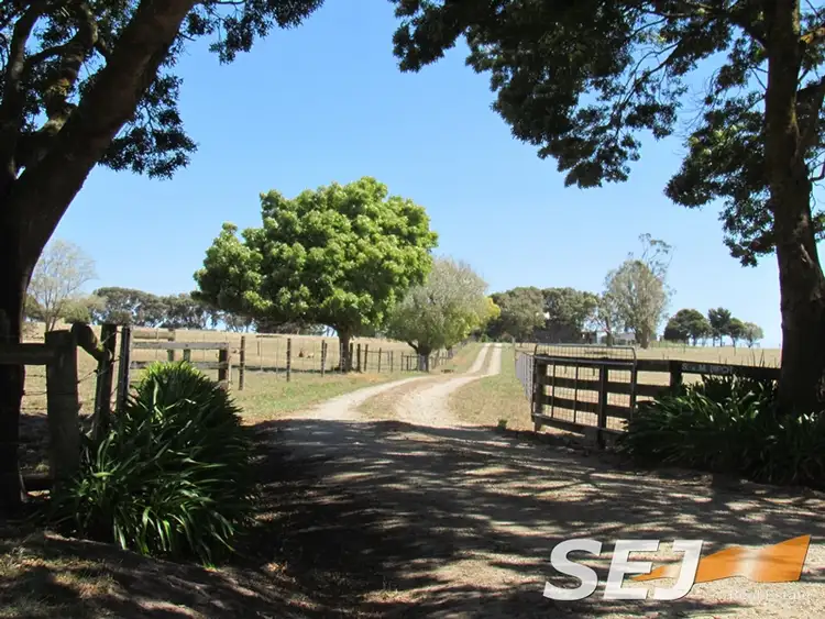65 Kelly Road, Athlone VIC 3818