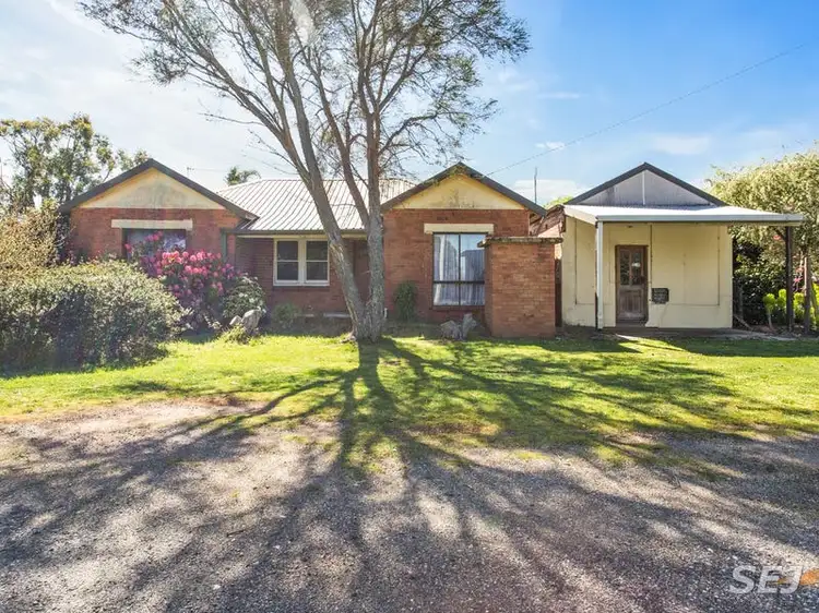 2378 Willow Grove Road, Hill End VIC 3825