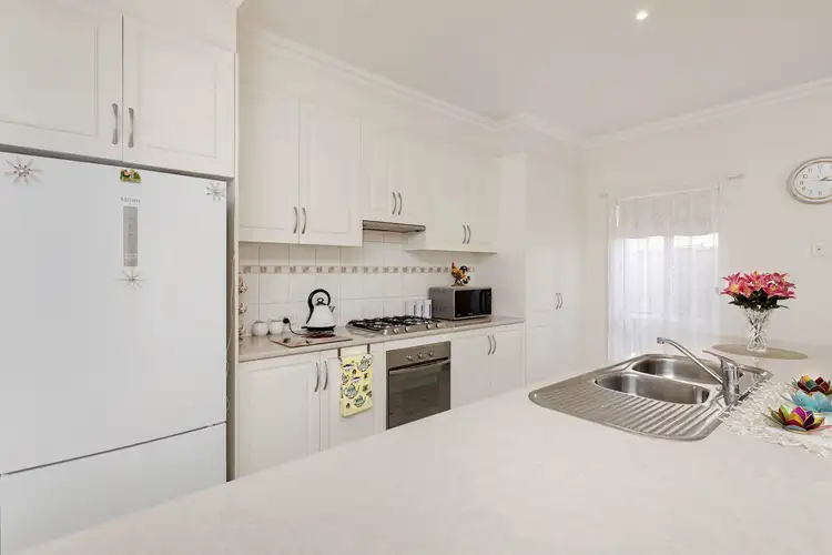 Sixth view of Homely townhouse listing, 321 Eighth Street, Mildura VIC 3500
