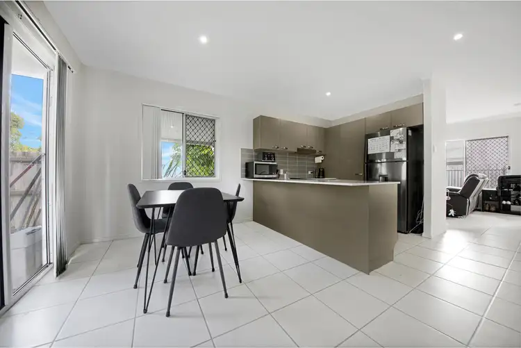 Sixth view of Homely unit listing, 10/10 CREEK STREET, Bundamba QLD 4304