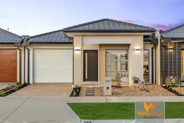 36 Tartan Drive, Clyde North VIC 3978