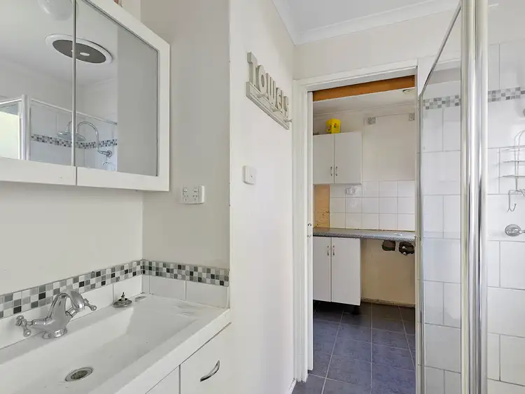 Fifth view of Homely house listing, 22 CATHERINE COURT, Broadford VIC 3658