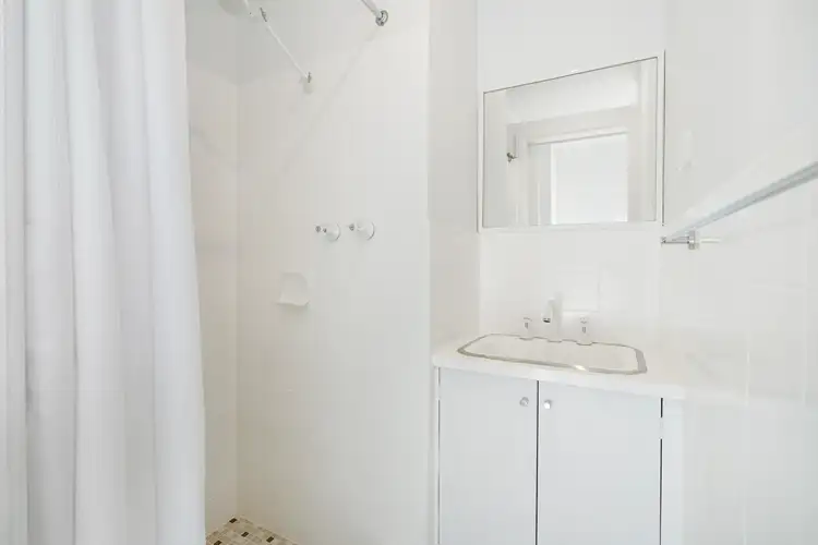 Sixth view of Homely unit listing, 1/486 Ashford Street, Lavington NSW 2641