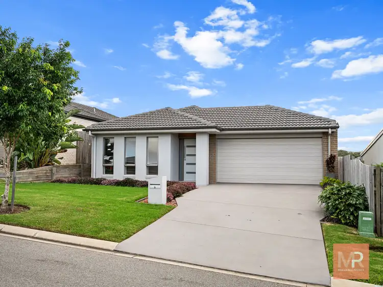 3 Mount Edwards Street, Park Ridge QLD 4125