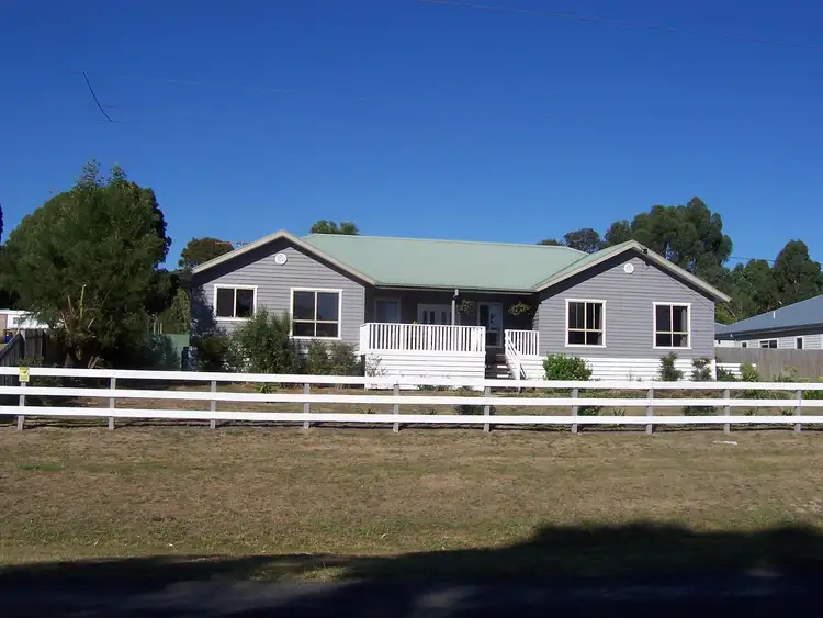 Main view of Homely house listing, 17 Main Street, Gordon VIC 3345