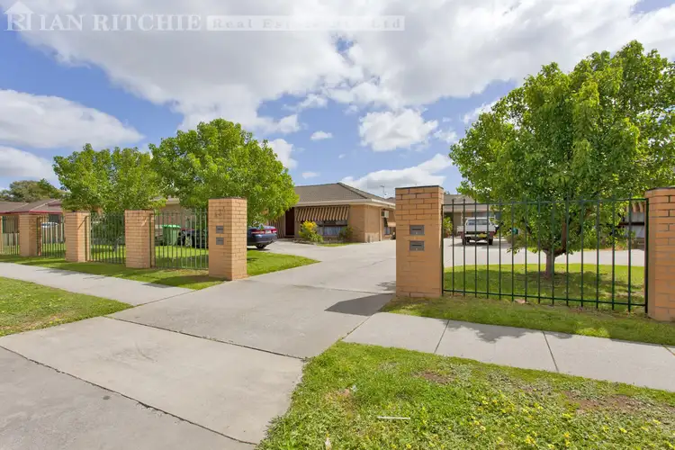 2/434 Union Road, Lavington NSW 2641
