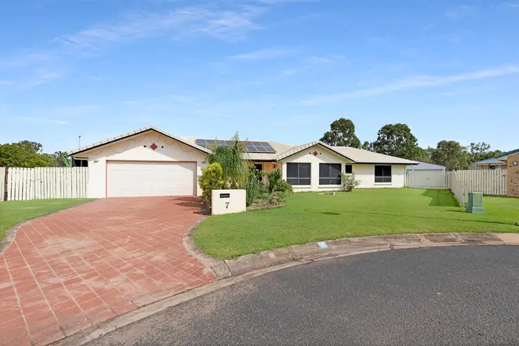 7 Bauhinia Court, Avoca QLD 4670