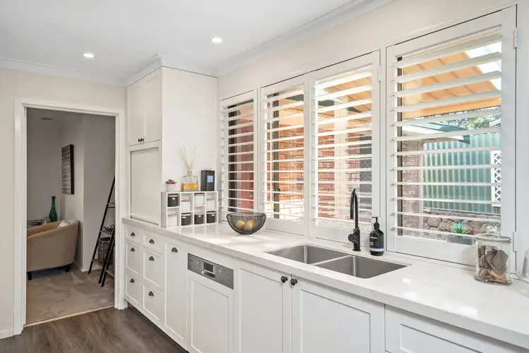 Fourth view of Homely house listing, 10 Sudbury Court, Leeming WA 6149