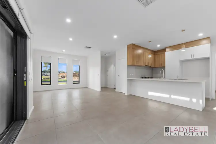 Fifth view of Homely townhouse listing, 2/27 Katrina Drive, Burnside Heights VIC 3023