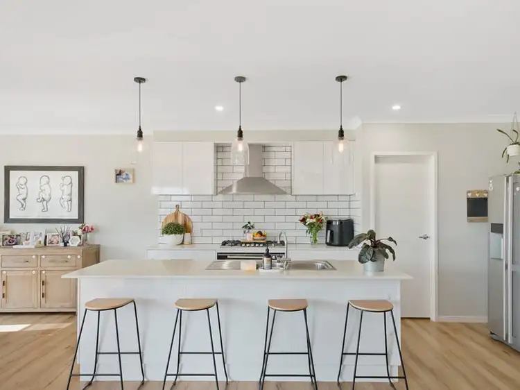Sixth view of Homely house listing, 25 Maple Tree Boulevard, Mansfield VIC 3722