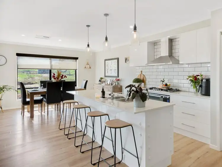 Seventh view of Homely house listing, 25 Maple Tree Boulevard, Mansfield VIC 3722