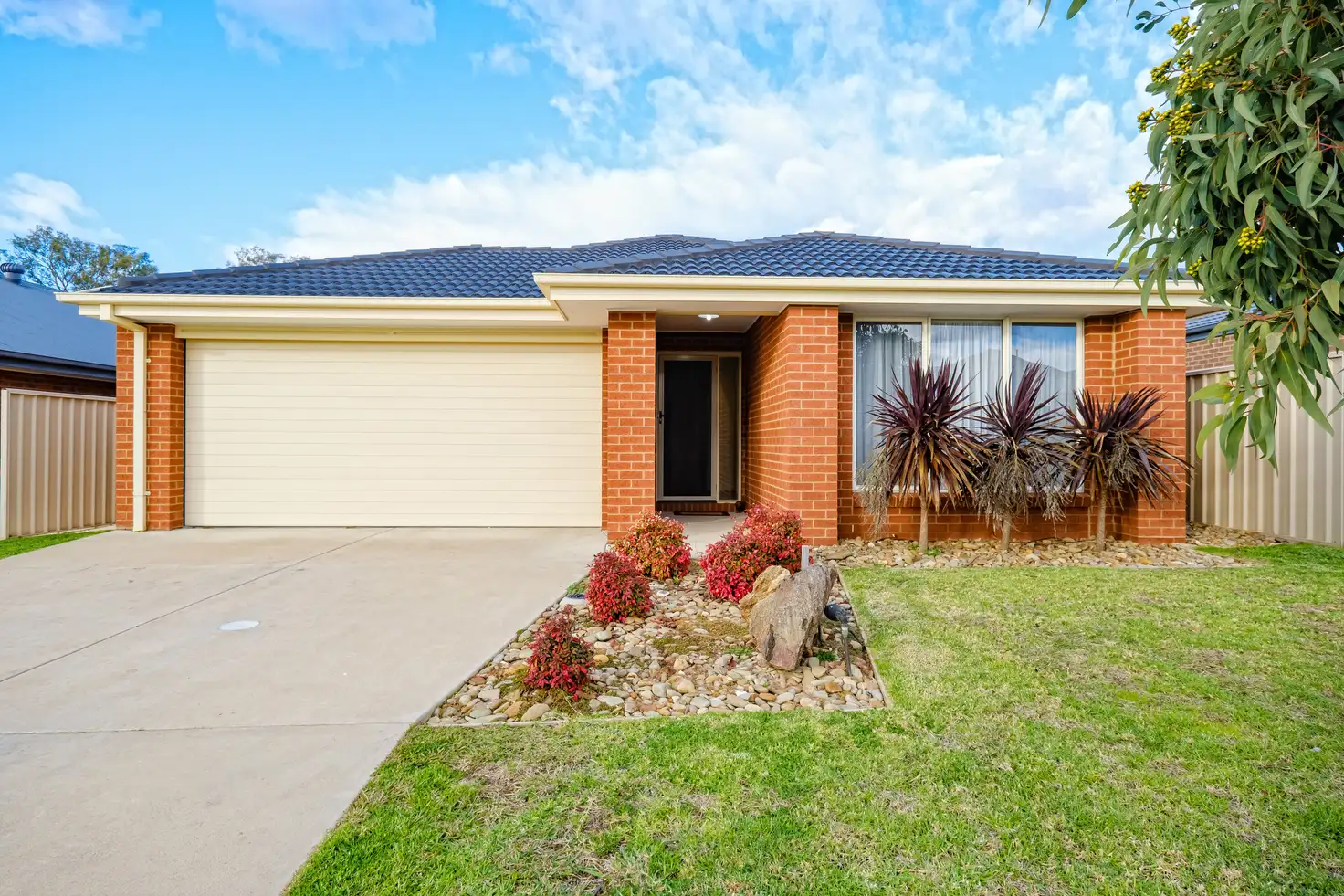 Main view of Homely house listing, 8 BUGDEN STREET, Wodonga VIC 3690