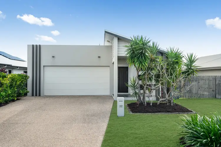 32 Tasman Circuit, Burdell QLD 4818