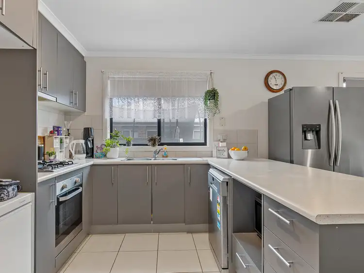 Second view of Homely house listing, 8 Mulberry Lane, White Hills VIC 3550