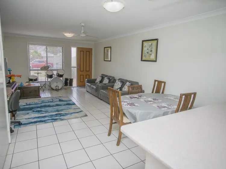 Sixth view of Homely semi-detached listing, 15 Back Avenue, Chinchilla QLD 4413