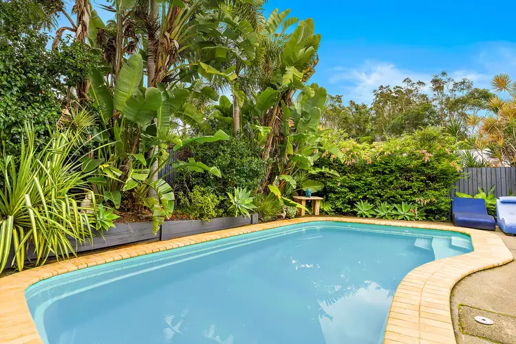 20 Davey Drive, Woombye QLD 4559