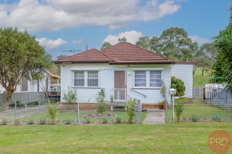 10 Taree Avenue, Telarah NSW 2320