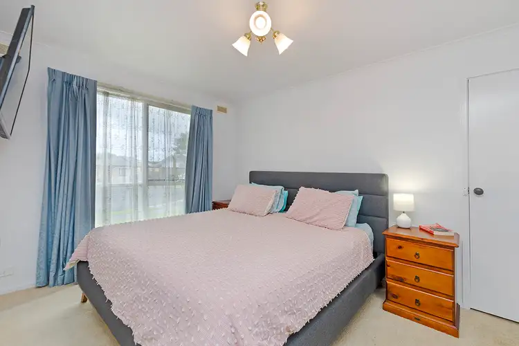 Sixth view of Homely house listing, 5 Tareel Court, Portland VIC 3305