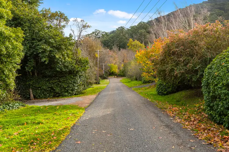 5 Christian Street, Mount Macedon VIC 3441