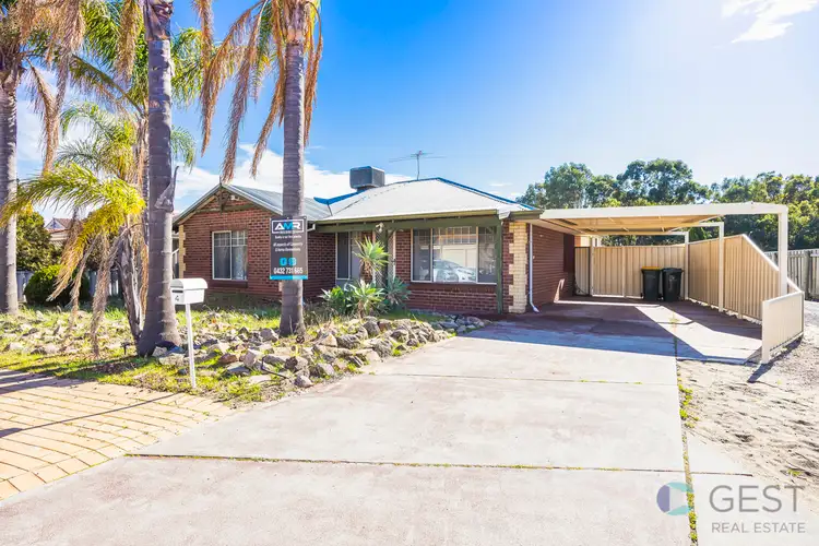 4 WOODLEIGH GARDENS, Ballajura WA 6066