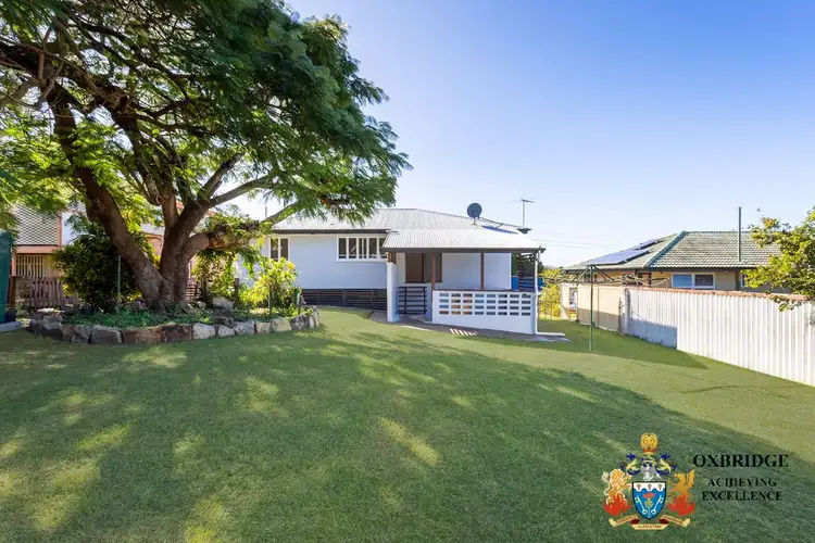 27 Robertson Road, Eastern Heights QLD 4305