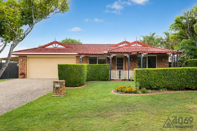 4 Volterra Place, Moggill QLD 4070