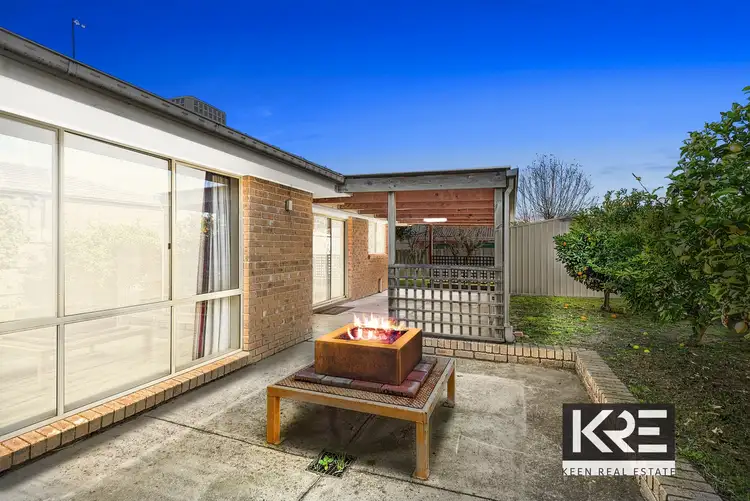 Sixth view of Homely house listing, 4 Ironbark Close, Hampton Park VIC 3976