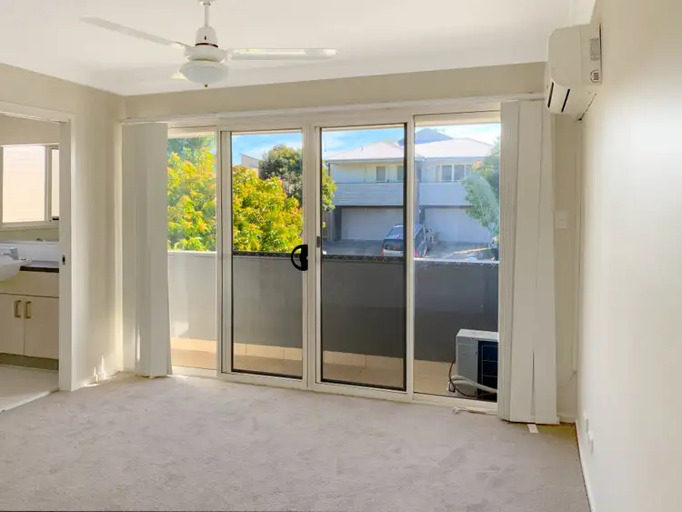 Fifth view of Homely semi-detached listing, 2/29 Bellagio Crescent, Coomera QLD 4209