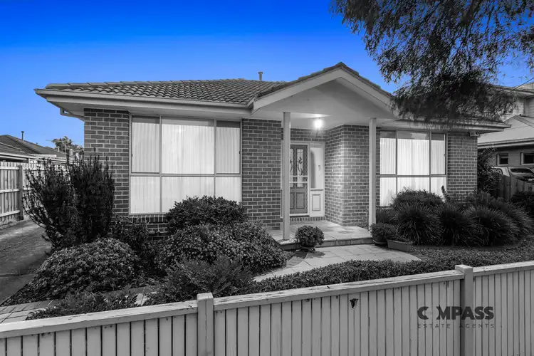 Main view of Homely unit listing, 1/25 MULGA STREET, Altona VIC 3018