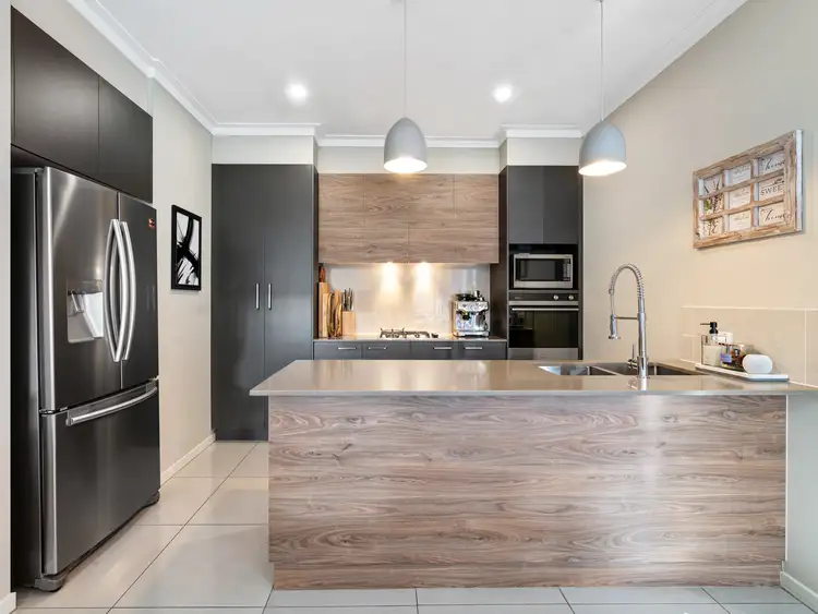 Main view of Homely unit listing, 5/14 Yarrow Close, Middle Ridge QLD 4350