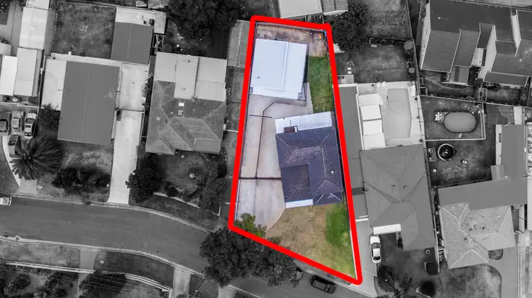 32 & 32A Waratah Avenue, Casula NSW 2170