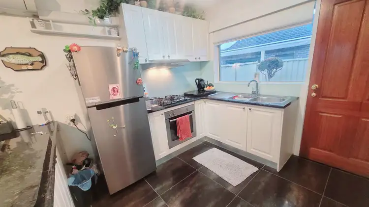 Fourth view of Homely unit listing, 5/7-11 Henry Street, St Albans VIC 3021